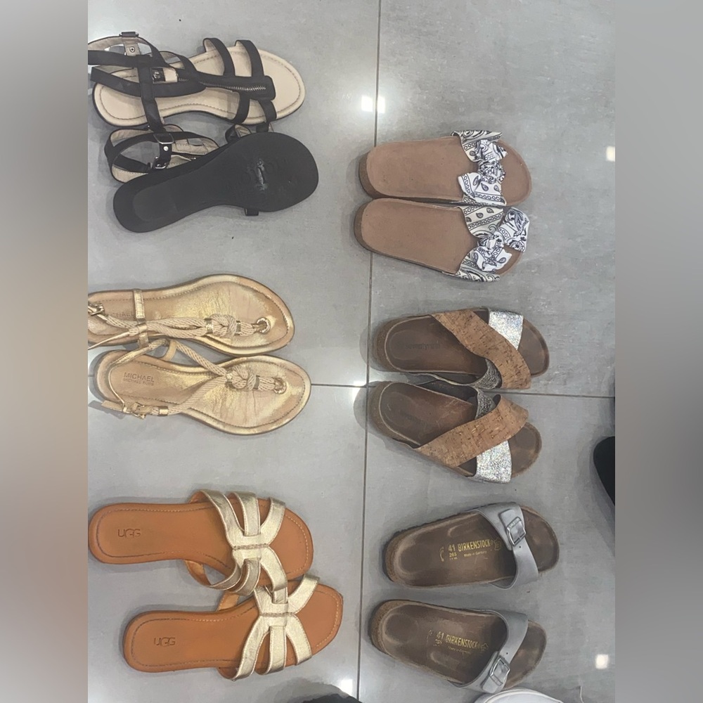 6 pairs of shoes size 9/12-10